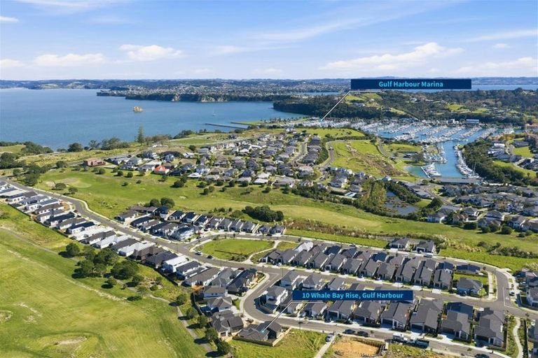Photo of property in 10 Whale Bay Rise, Gulf Harbour, 0930
