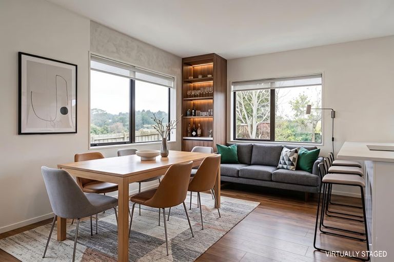 Photo of property in 27 Mt Lebanon Crescent, The Gardens, Auckland, 2105