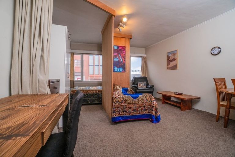 Photo of property in Eden Heights Apartments, 1m/94 Dominion Road, Mount Eden, Auckland, 1024