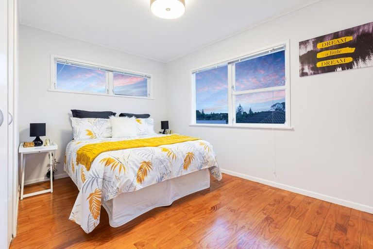 Photo of property in 55 Glendene Avenue, Glendene, Auckland, 0602