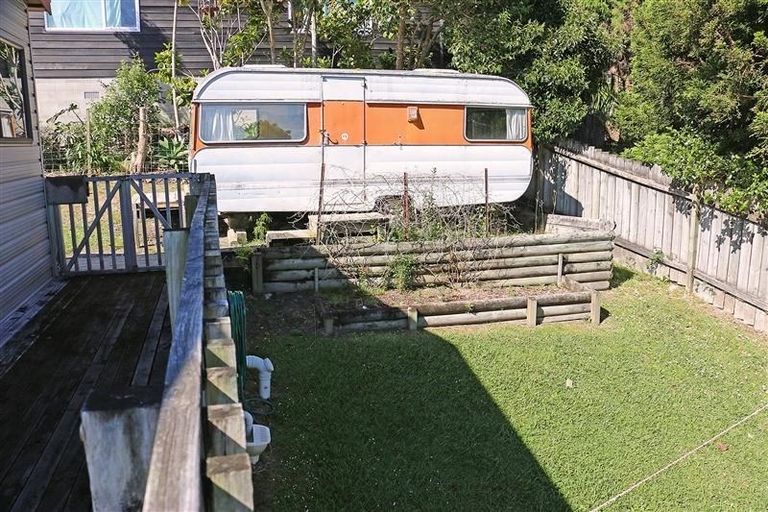 Photo of property in 5 Inca Place, Snells Beach, 0920