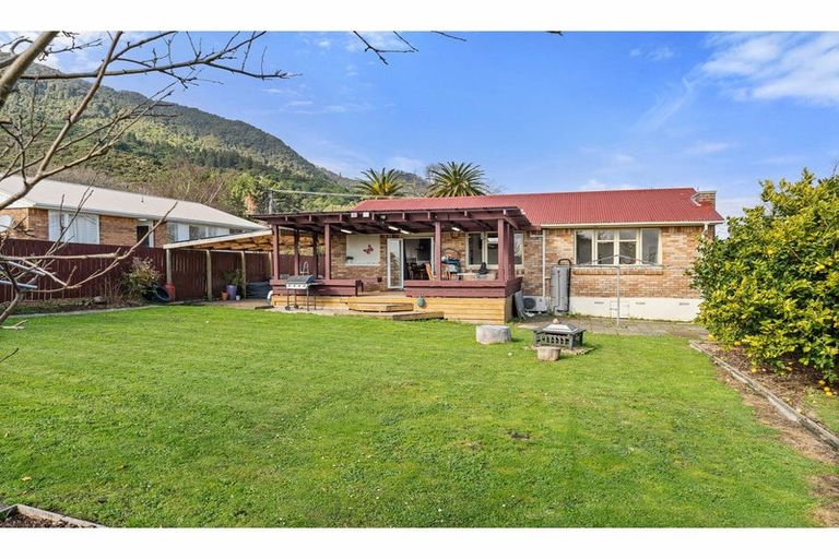 Photo of property in 14 Hamilton Street, Te Aroha, 3320