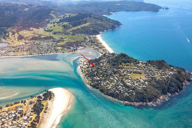Photo of property in 160 Paku Drive, Tairua, 3508