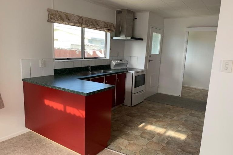 Photo of property in 3 Sutherland Street, Tamatea, Napier, 4112