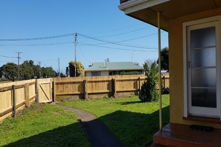 Photo of property in 38 Thatcher Street, Castlecliff, Whanganui, 4501