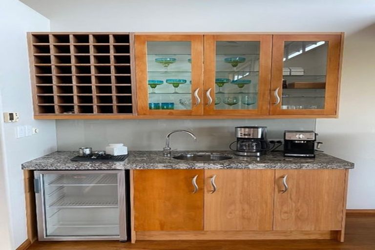 Photo of property in 55 Scarlys Way, Okitu, Gisborne, 4010