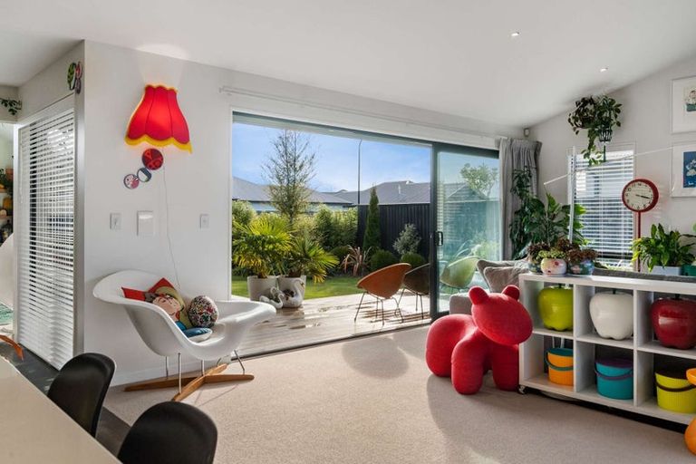 Photo of property in 19 Falcon Road, Rolleston, 7615