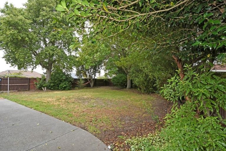 Photo of property in 7 Tracy Place, Redwood, Christchurch, 8051