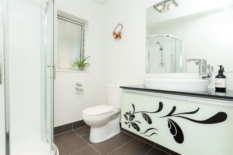 Photo of property in 60 Magellan Rise, Flagstaff, Hamilton, 3210