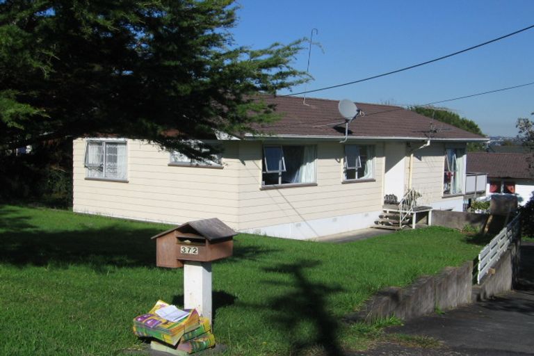 Photo of property in 372 East Coast Road, Sunnynook, Auckland, 0630