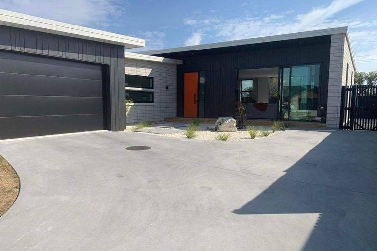 Photo of property in 1 Rangawhenua Street, Ngaruawahia, Hamilton, 3288