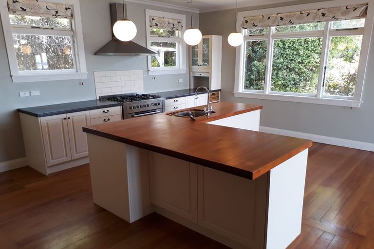 Photo of property in 47 Marama Crescent, Mount Pleasant, Christchurch, 8081