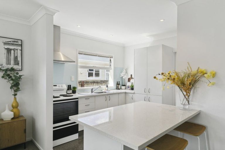 Photo of property in 1/84 Park Road, Miramar, Wellington, 6022