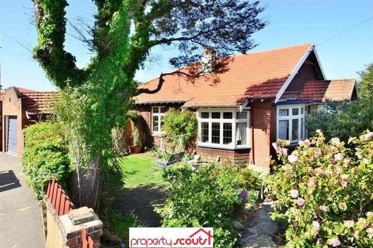 Photo of property in 24 Tweed Street, Roslyn, Dunedin, 9010