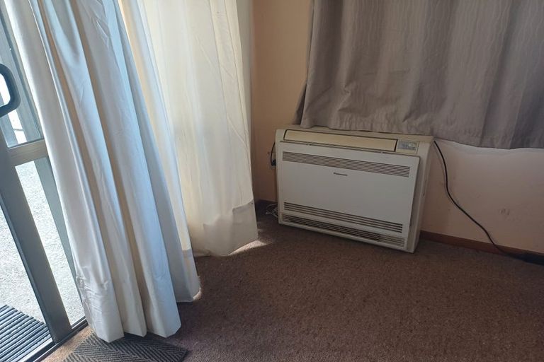 Photo of property in 298 Palmerston Street, Westport, 7825