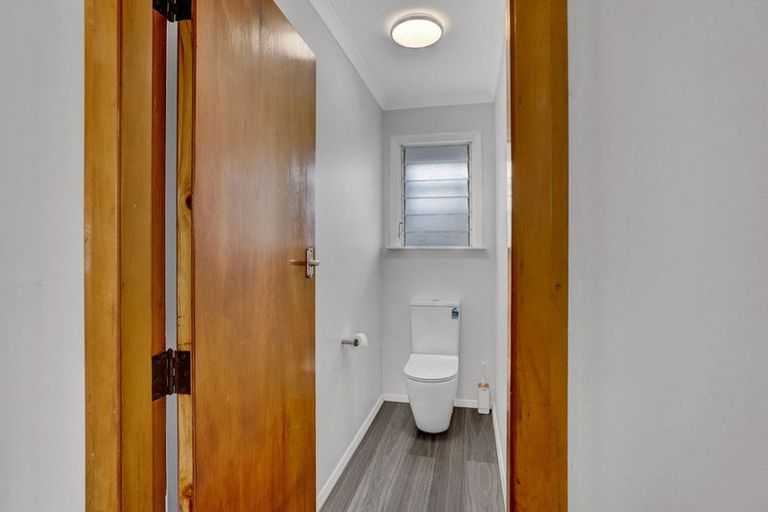 Photo of property in 58 Reid Avenue, Hawera, 4610