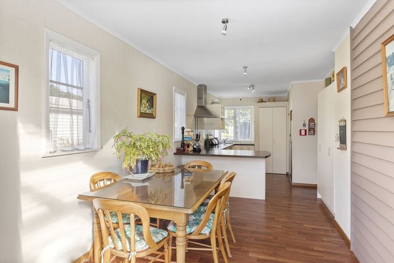 Photo of property in 16 Gibbs Crescent, Wainuiomata, Lower Hutt, 5014