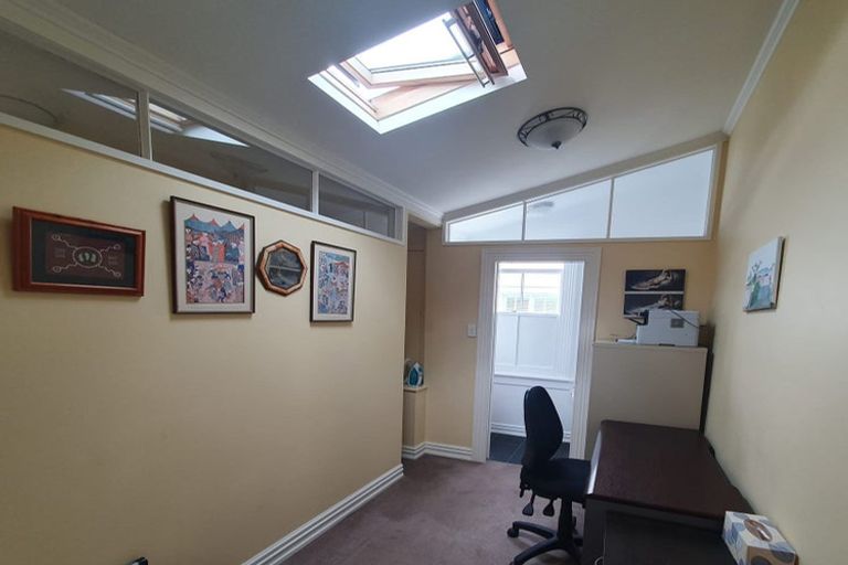 Photo of property in 9 Hastings Parade, Devonport, Auckland, 0624