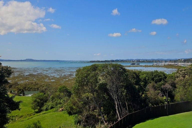 Photo of property in 44a Bannings Way, Hobsonville, Auckland, 0618