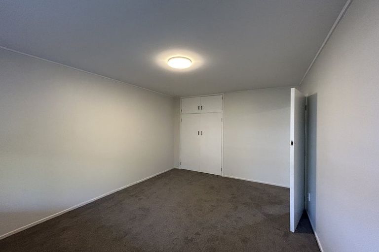 Photo of property in 3/2a Ascot Avenue, Narrow Neck, Auckland, 0624