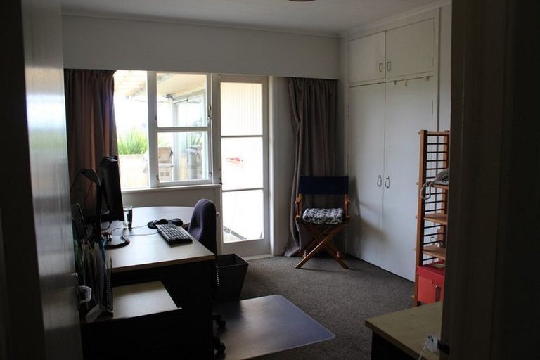 Photo of property in 71 Park Rise, Campbells Bay, Auckland, 0630