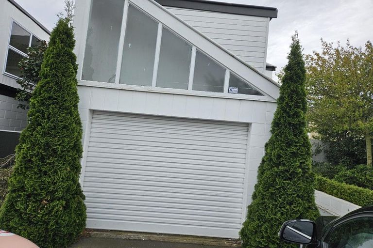 Photo of property in 3/99 Aikmans Road, Merivale, Christchurch, 8014