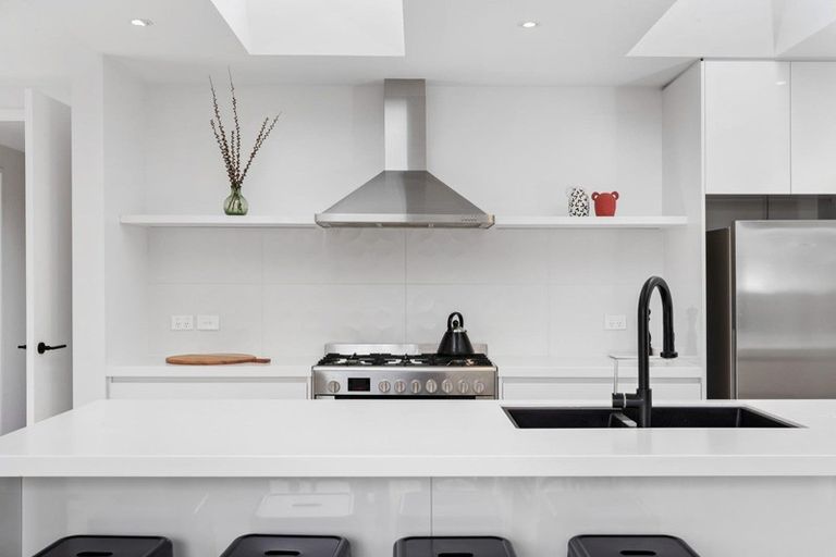 Photo of property in 7 Kerrera Lane, Jacks Point, Queenstown, 9371