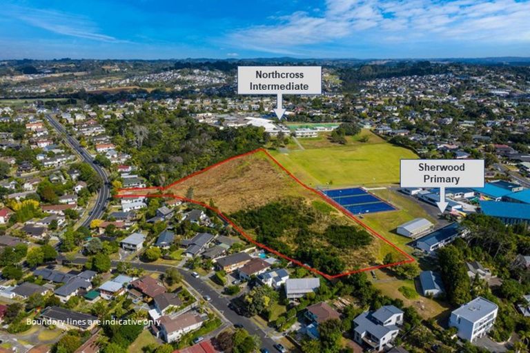 Photo of property in 85 John Downs Drive, Browns Bay, Auckland, 0630