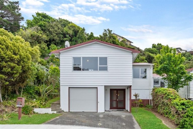 Photo of property in 7 Kerr Grove, Johnsonville, Wellington, 6037