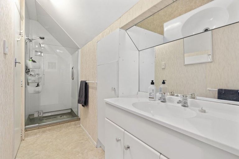 Photo of property in 11 Cooper Street, Lansdowne, Masterton, 5810