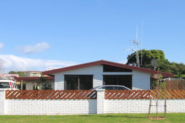 Photo of property in 49 Sunrise Avenue, Mount Maunganui, 3116