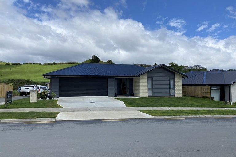 Photo of property in 154 Adler Drive, Ohauiti, Tauranga, 3112