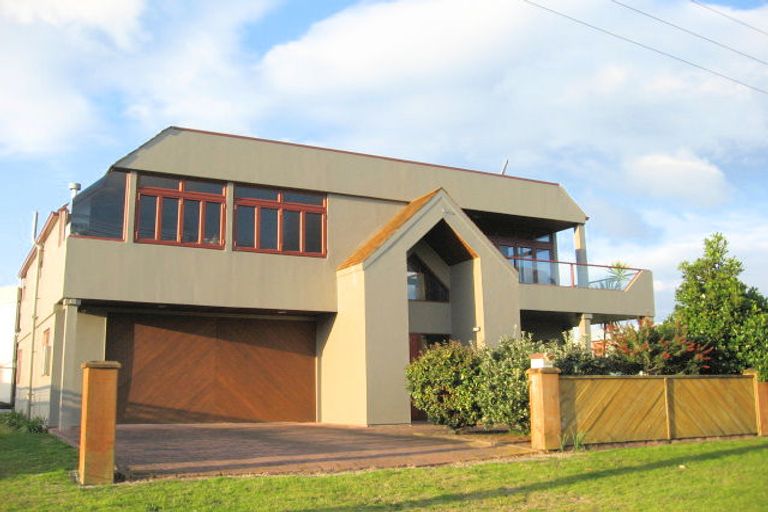 Photo of property in 102a Hinemoa Street, Whangamata, 3620