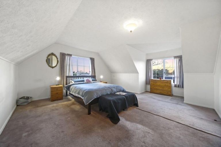 Photo of property in 8 Evanda Crescent, Conifer Grove, Takanini, 2112