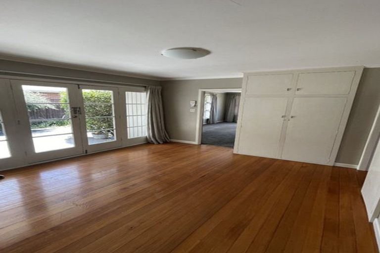 Photo of property in 307 Wairakei Road, Bryndwr, Christchurch, 8053