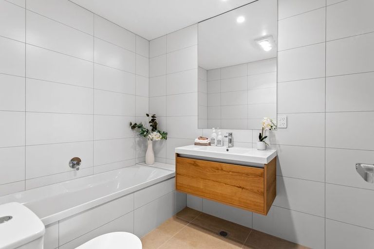 Photo of property in 39 Adlam Lane, Takanini, 2112