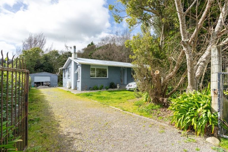 Photo of property in 86 Lindsay Road, Levin, 5510