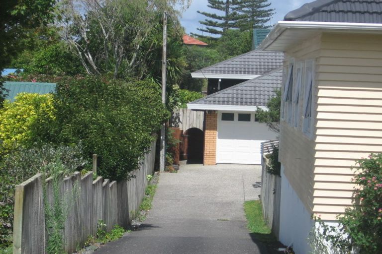 Photo of property in 1/12 Belmont Terrace, Milford, Auckland, 0620