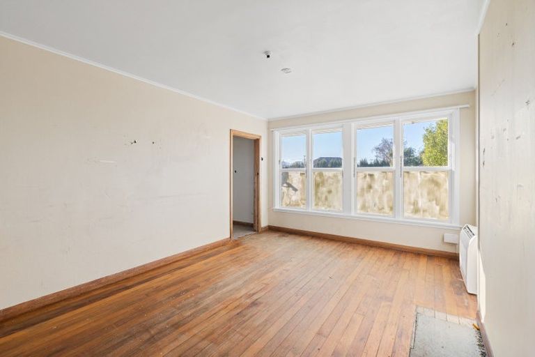 Photo of property in 8-10 Dix Crescent, Riversdale, Blenheim, 7201