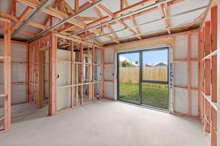 Photo of property in 17 Poipoi Place, Aranui, Christchurch, 8061