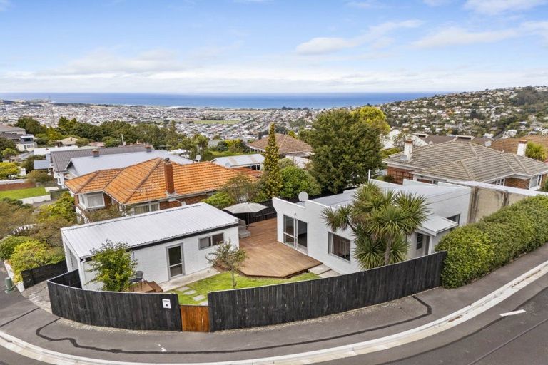 Photo of property in 135 Oakwood Avenue, Balaclava, Dunedin, 9011