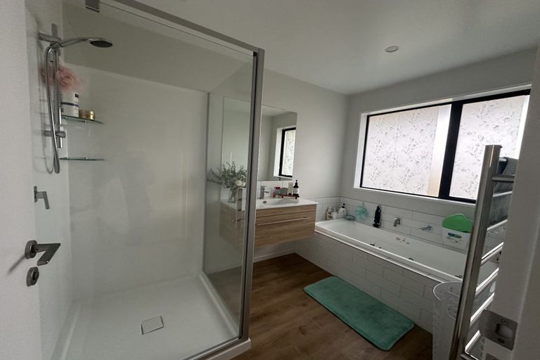 Photo of property in 8 Te Kanawa Lane, Rolleston, 7615