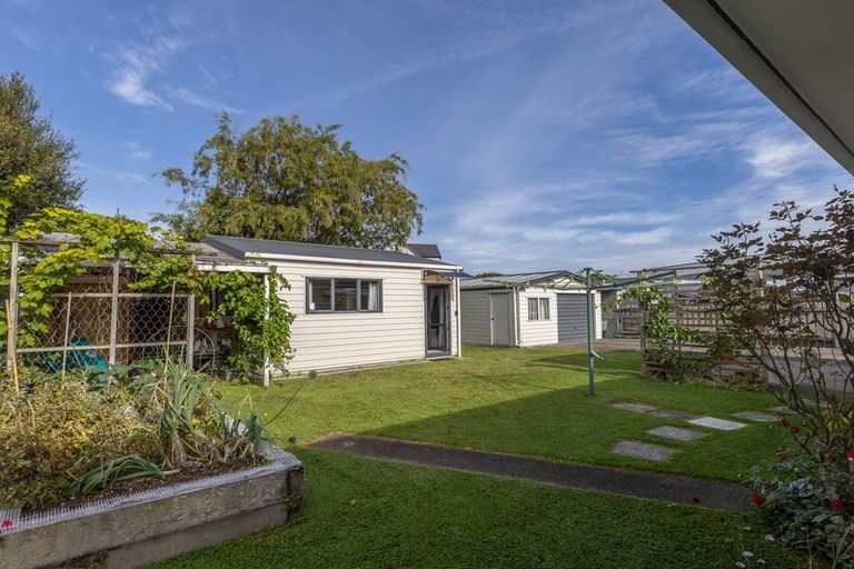 Photo of property in 74 Kennedy Drive, Levin, 5510