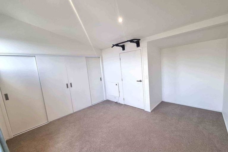 Photo of property in 46 Kotuitui Street, Manukau, Auckland, 2104