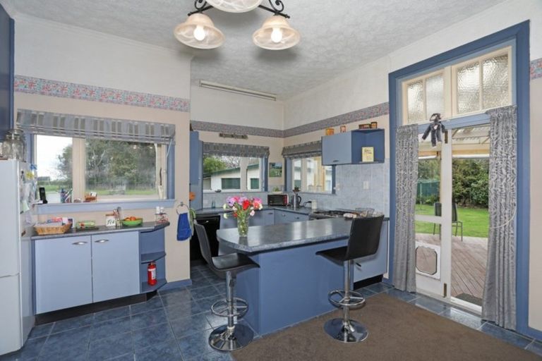 Photo of property in 25 Wanganui Road, Marton, 4710