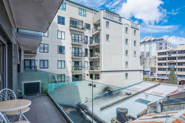 Photo of property in Bellagio Apartments, 3f/39 Taranaki Street, Te Aro, Wellington, 6011