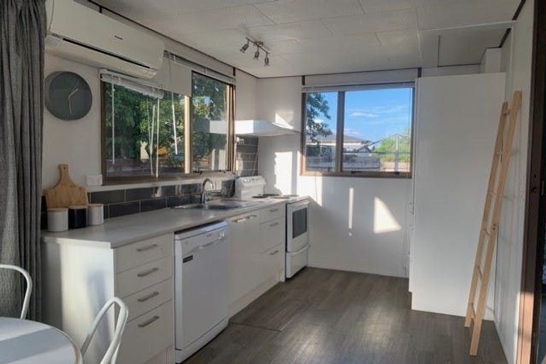 Photo of property in 4 Sale Street, Fairfield, Hamilton, 3214