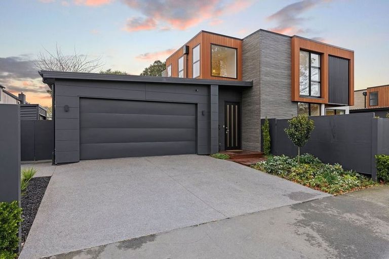 Photo of property in 42 Tui Street, Fendalton, Christchurch, 8041