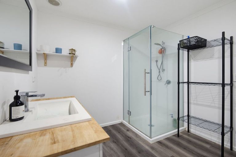 Photo of property in 124 Masters Avenue, Silverdale, Hamilton, 3216