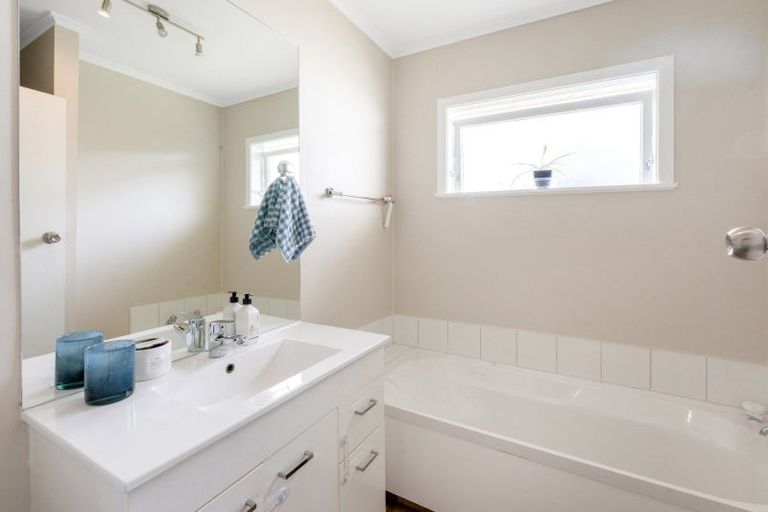 Photo of property in 38 Gibraltar Street, Howick, Auckland, 2014